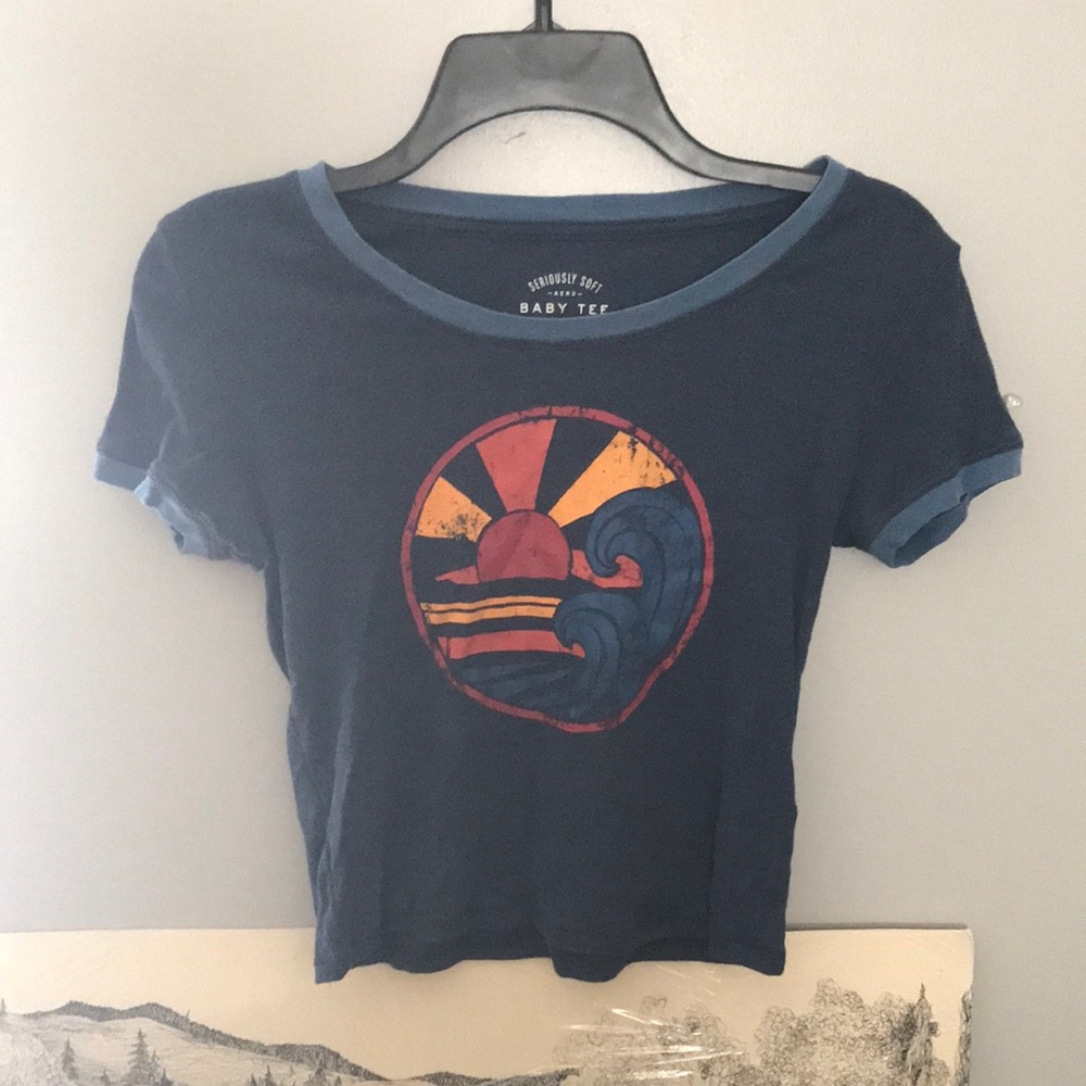 Sun&waves design baby tee /aéropostale.